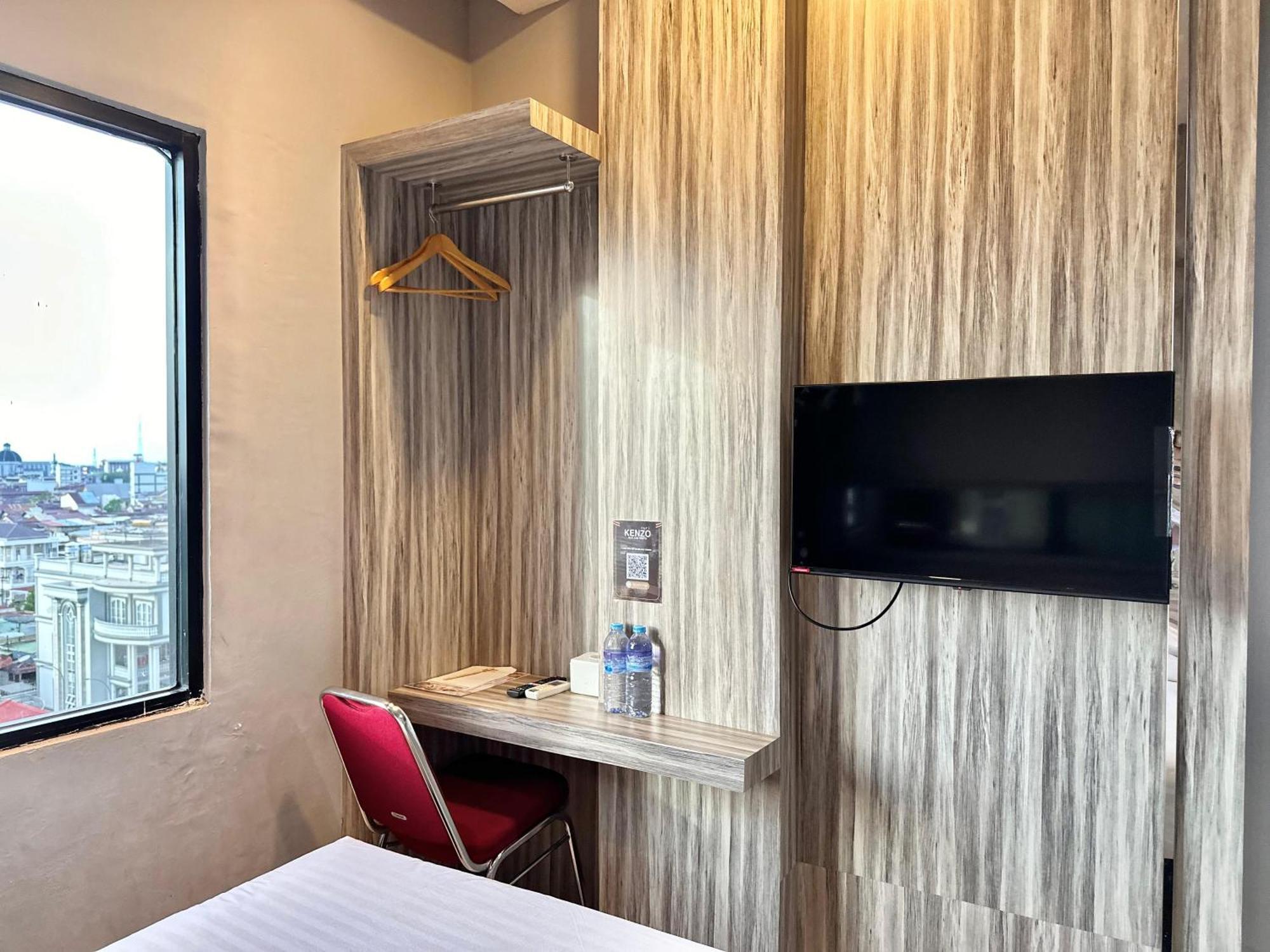 My Home Hotel Pontianak Dış mekan fotoğraf