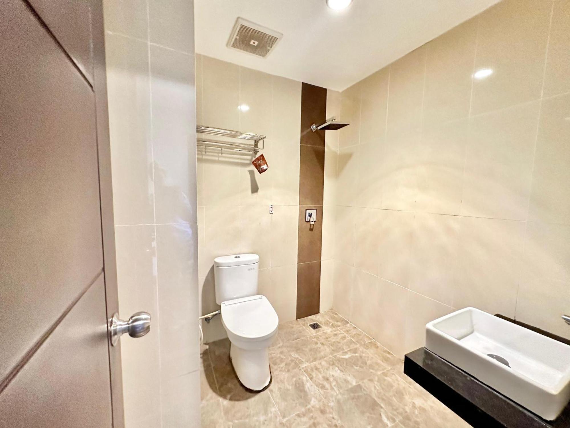 My Home Hotel Pontianak Dış mekan fotoğraf